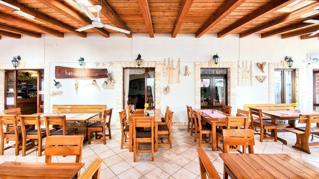 Villa Palcic Novalja Exterior foto